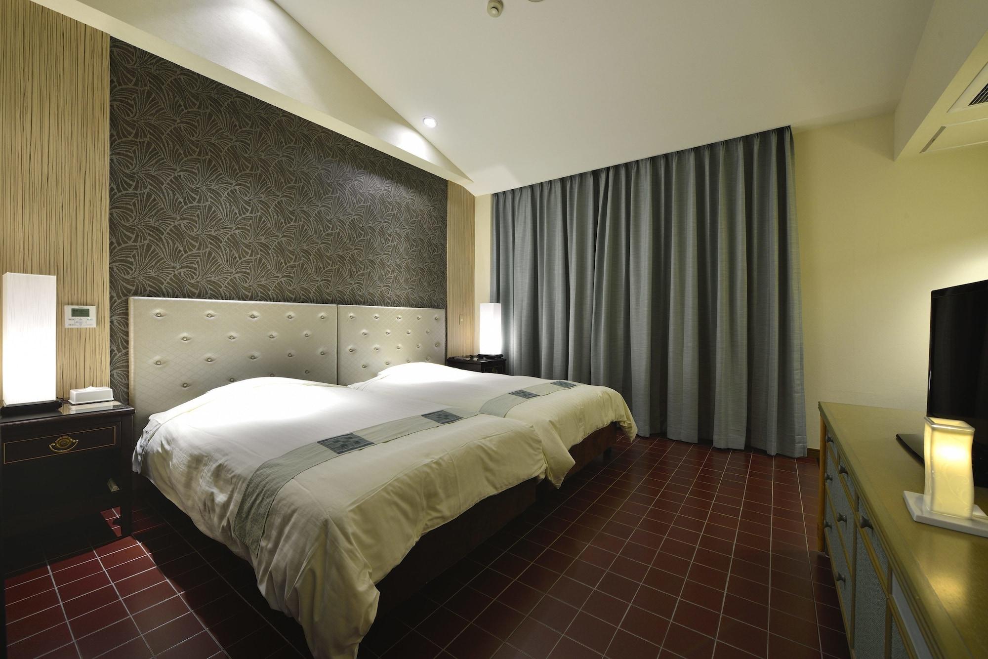 Exes Ishigaki Hotel Ishigaki  Exterior photo