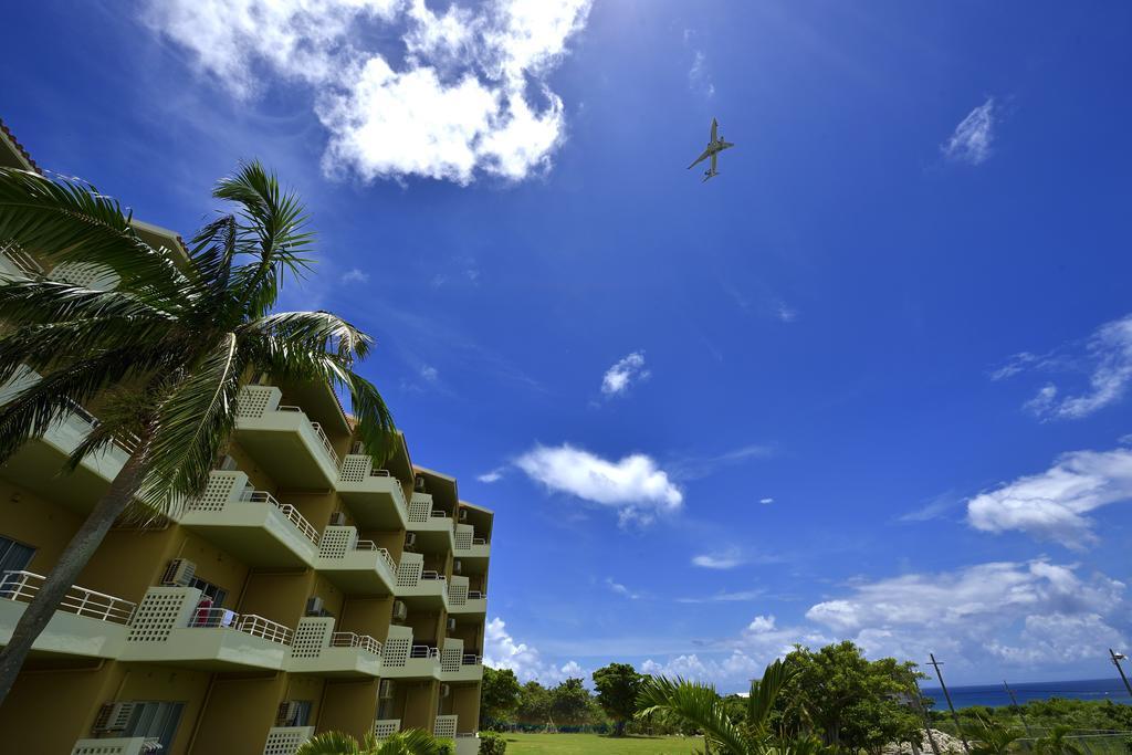 Exes Ishigaki Hotel Ishigaki  Exterior photo