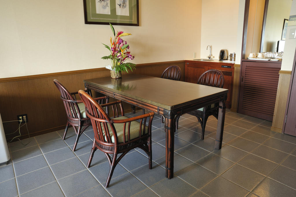 Exes Ishigaki Hotel Ishigaki  Room photo