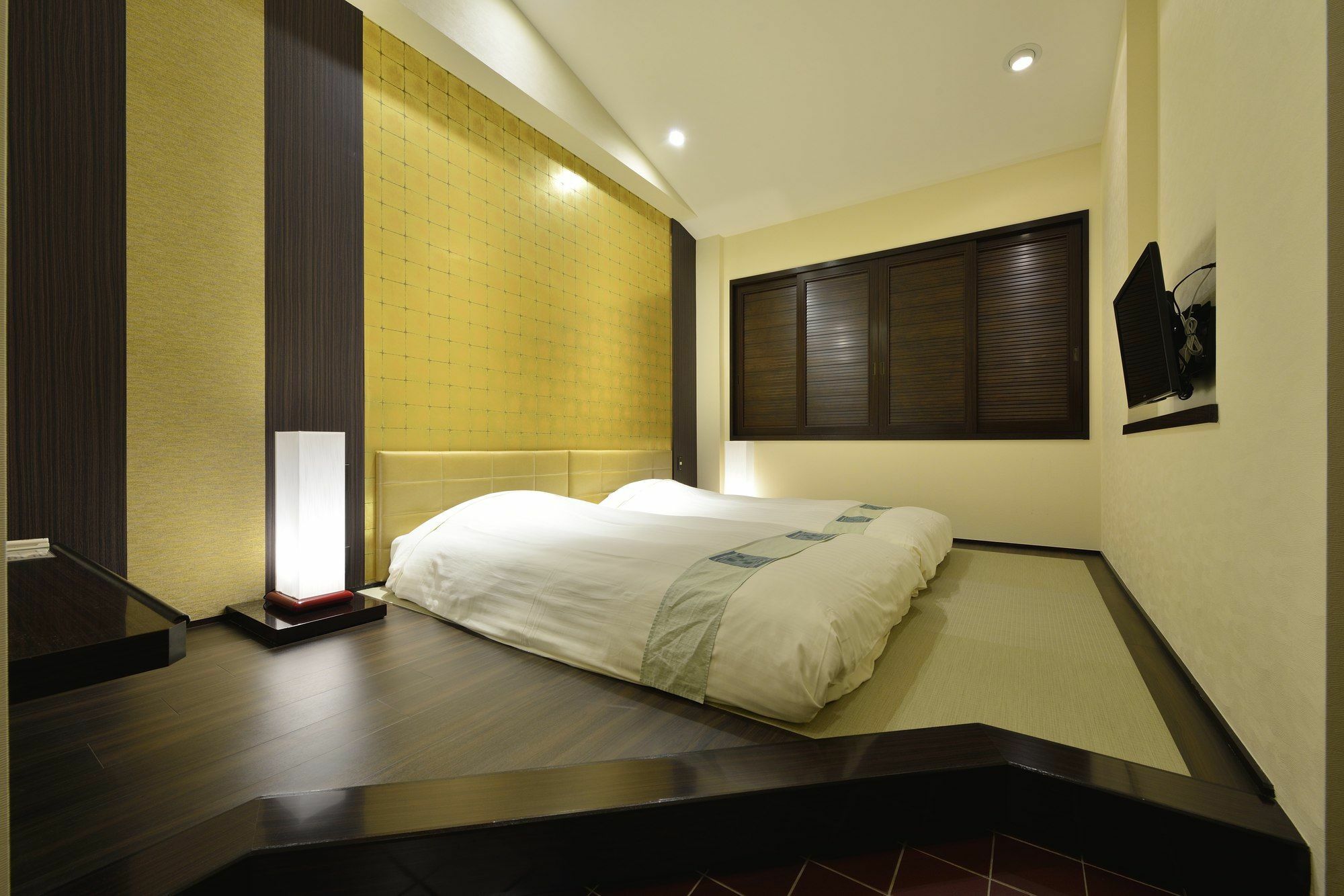 Exes Ishigaki Hotel Ishigaki  Exterior photo