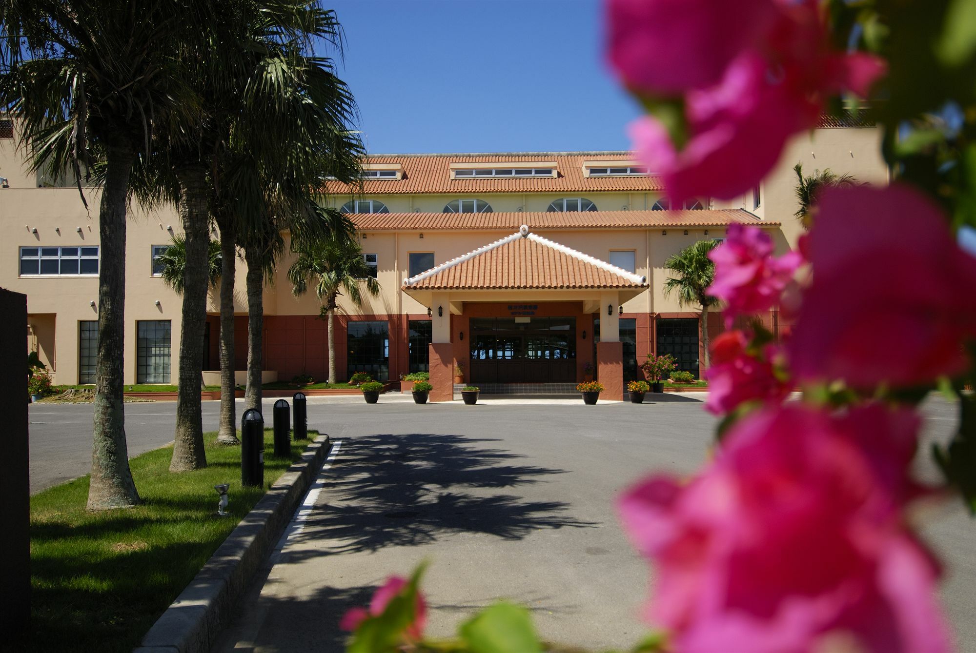 Exes Ishigaki Hotel Ishigaki  Exterior photo